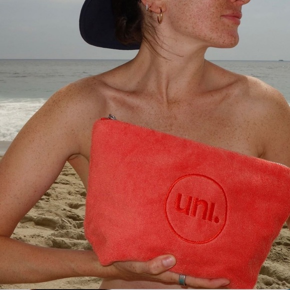 UNI 24hr body serum & Bag SET exfoliation Australian caviar collagen NEW SEALED - Picture 6 of 16